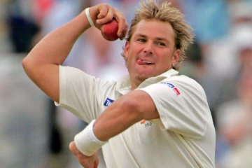 සුපිරි ක්‍රීඩක ෂේන් වෝන්ගේ කාමරේ තිබූ හමුවූ දේ...