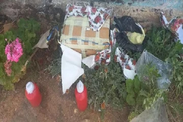பெட்ரோல் குண்டுப் பொதி சிக்கியது