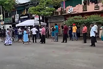 தீராத மக்களின் கோவம்: தொடரும் போராட்டம்