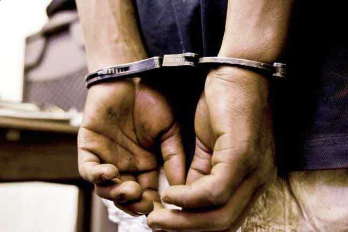 வெளிநாட்டுத் தயாரிப்பு துப்பாக்கியுடன் ஓய்வுபெற்ற இராணுவச் சிப்பாய் கைது | Retired Army Soldier Arrested Foreign Made Gun