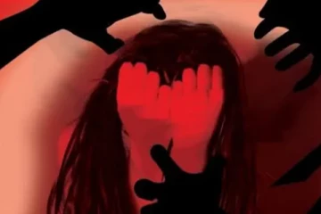 කාන්තාවක් සිර කරගෙන ලිංගික හිරිහැර සිදුකළ කොස්තාපල්වරුන්