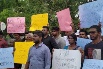 வெடுக்குநாறி ஆலய பூசாரி - நிர்வாக உறுப்பினர் கைது: வவுனியாவில் ஆர்ப்பாட்டம் (Photos)