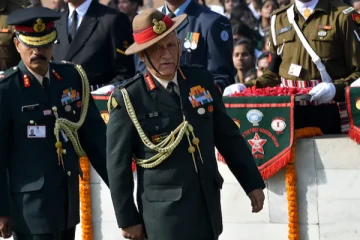 யாரிந்த பிபின் ராவத்? விபத்து உண்மையா அல்லது சதியா (Video)