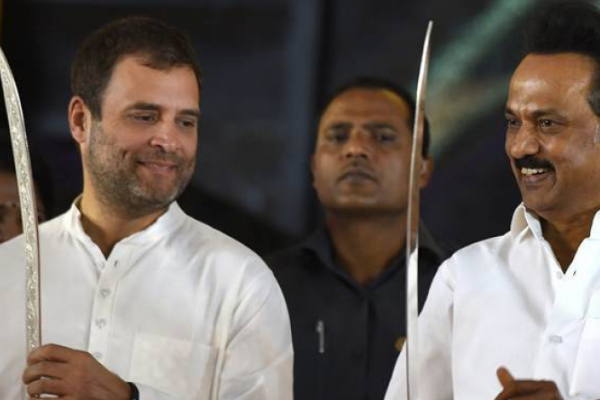 ஸ்டாலின் போட்ட செக்மேட், (3) புதிய கூட்டணிக்கு காங்கிரஸ் தயங்குவது ஏன்? | Stalin Congress Rahul Dmk