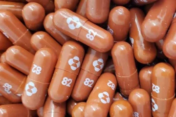 கொரோனா தடுப்பு   மாத்திரைக்கு அனுமதி வழங்கிய முதல் நாடு!