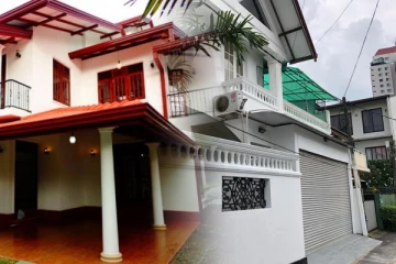 வீடு வாங்க காத்திருந்த மக்களுக்கு அதிர்ச்சி கொடுத்த நிறுவனம்