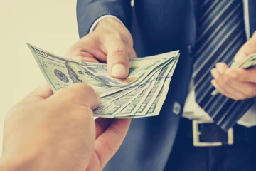 කාටවත් ණයක් නොවී යළි ලැබෙන විදිහට ණයක් ඉල්ලන්නේ කොහොමද?