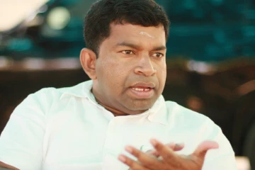 தமிழீழ விடுதலைப் புலிகளுக்கு ஆயுதங்களை வழங்கியது ஜே.வி.பி!