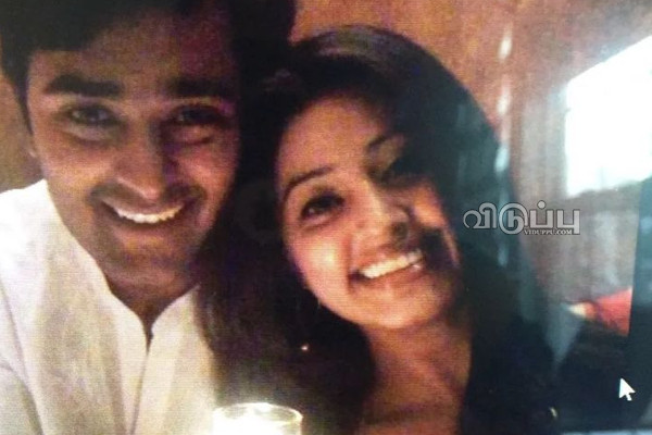 விவாகரத்து ரூமருக்கு முடிவு கட்டிய பிரசன்னா!! 11 வருஷமாகியும் குறையாத ரொமான்ஸ் செய்யும் நடிகை சினேகா.. | Sneha And Prasanna 11Th Marriage Anniversary Pics விவாகரத்து ரூமருக்கு முடிவு கட்டிய பிரசன்னா!! 11 வருஷமாகியும் குறையாத ரொமான்ஸ் செய்யும் நடிகை சினேகா.. | Sneha And Prasanna 11Th Marriage Anniversary Pics