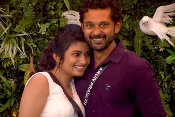 தடையை மீறி திருவண்ணாமலை அண்ணாமலையார் மலை மீது ஏறிய அர்ச்சனா, அருணுக்கு அபராதம்.. | Archana And Arun Were Fined For Illegally Trekking