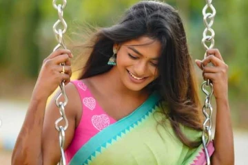 சீரியல் நடிகை வினுஷா தேவியா இது!! சேலையில் எடுத்த க்யூட் கிளிக்ஸ்..