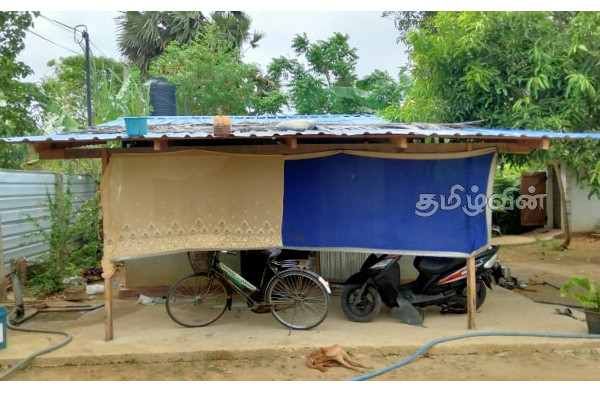 யாழில் பெருந்தொகையான நகை திருட்டு (Photos) | Massive Jewelery Theft In Jaffna