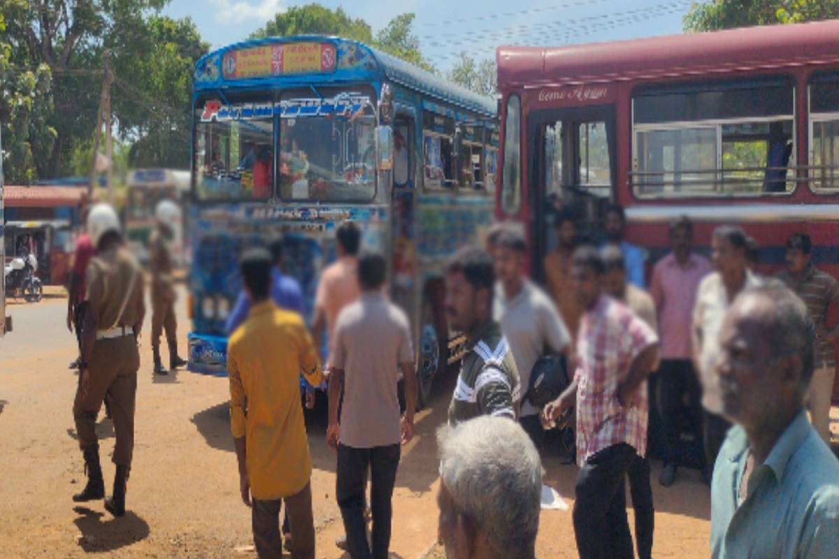 கிளிநொச்சி - வவுனியா வழித்தடப் பேருந்தில் நடந்த முறைகேடு: பயணிகளுக்கு விடுக்கப்பட்ட அறிவுறுத்தல் | Irregularities On The Kilinochchi Vavuniya Route