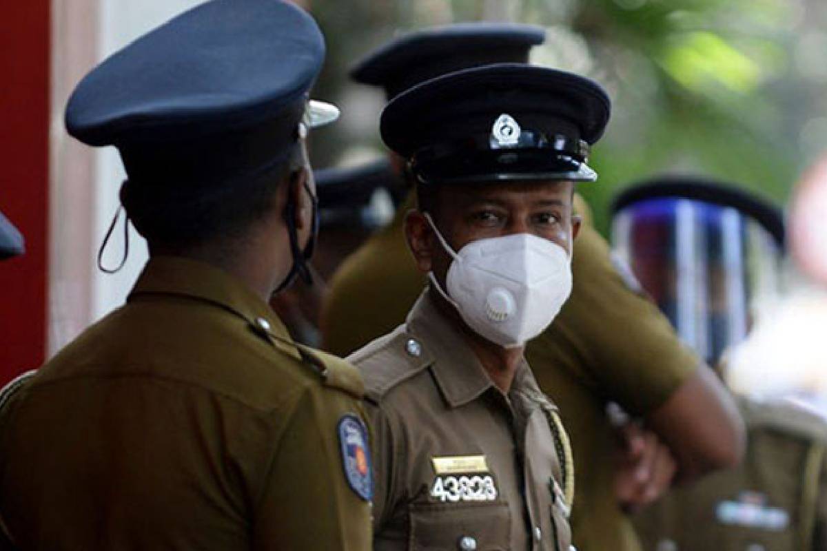 சட்டவிரோத மதுபான உற்பத்தி ; அதிரடியாக இருவர் கைது | Two Arrested For Illegal Liquor Production சட்டவிரோத மதுபான உற்பத்தி ; அதிரடியாக இருவர் கைது | Two Arrested For Illegal Liquor Production