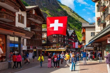 சுவிற்சர்லாந்தில் அதிகரித்துவரும் புகலிடக்கோரிக்கைகள் : கட்டுப்படுத்த புதிய திட்டம்