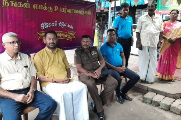 யாழ் இளைஞனுக்கு அடித்த அதிர்ஷ்டம்..! திடீரென பணக்காரரான நபர் | Jaffna Happiness Winner Of The Lucky Draw Ticket