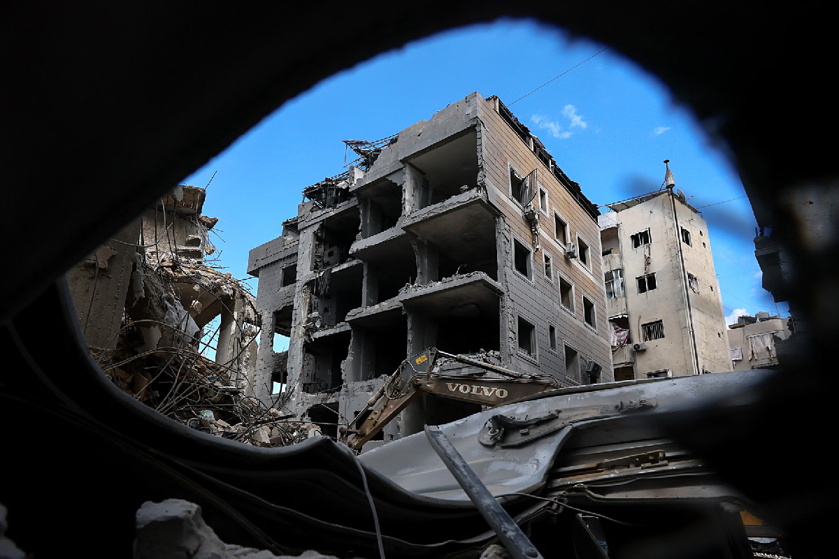 லெபனானில் தொடரும் இஸ்ரேலிய வான்வழித் தாக்குதல்கள் | Israeli Airstrikes Continue In Lebanon