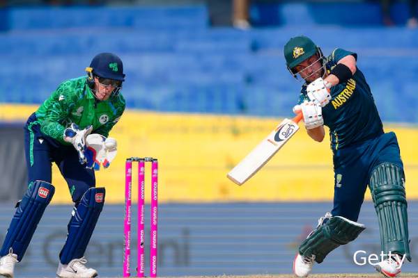 முதல் போட்டியிலே ஆதிக்கத்தை செலுத்திய அவுஸ்திரேலியா - 2 ஓட்டங்களில் புதிய சாதனை | Australia Beat Ireland 67 Runs Record In Most Twos