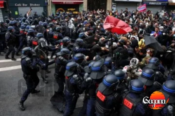 ප්‍රංශයත් ඇවිලෙයි, පොලිසියෙන් 80,000 ක් බැහැලා විරෝධතාකරුවන් 200ක් අත්අඩංගුවට ගයි