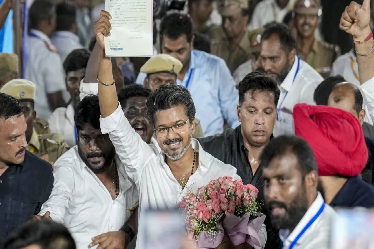 முதல்வராகும் விஜய் - வாயை பிளக்க வைக்கும் தற்போதைய சொத்து மதிப்பு! | Tvk Vijay Asset Net Worth Property Details Current