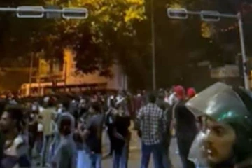 கொழும்பில் ஜனாதிபதியின் இல்லத்தை எரித்த நபருக்கு நேர்ந்த நிலை!