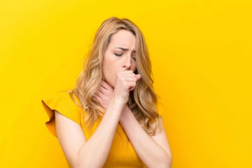 வறட்டு இருமலை விரட்டியடிக்கும் வீட்டு வைத்தியம்