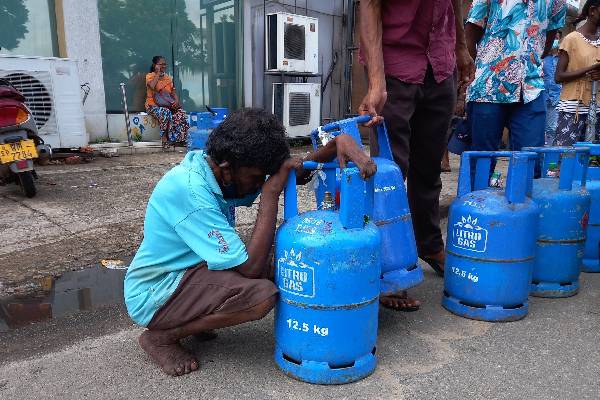 இலங்கை மக்களுக்கு மற்றுமொரு நெருக்கடி! | Another Crisis For The People Of Sri Lanka