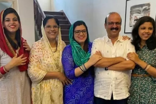 29 ஆண்டுகளுக்கு பிறகு மீண்டும் திருமணம் செய்த தம்பதி - சுவாரஸ்ய பின்னணி | Kerala Muslim Couples Remarried After 29 Years