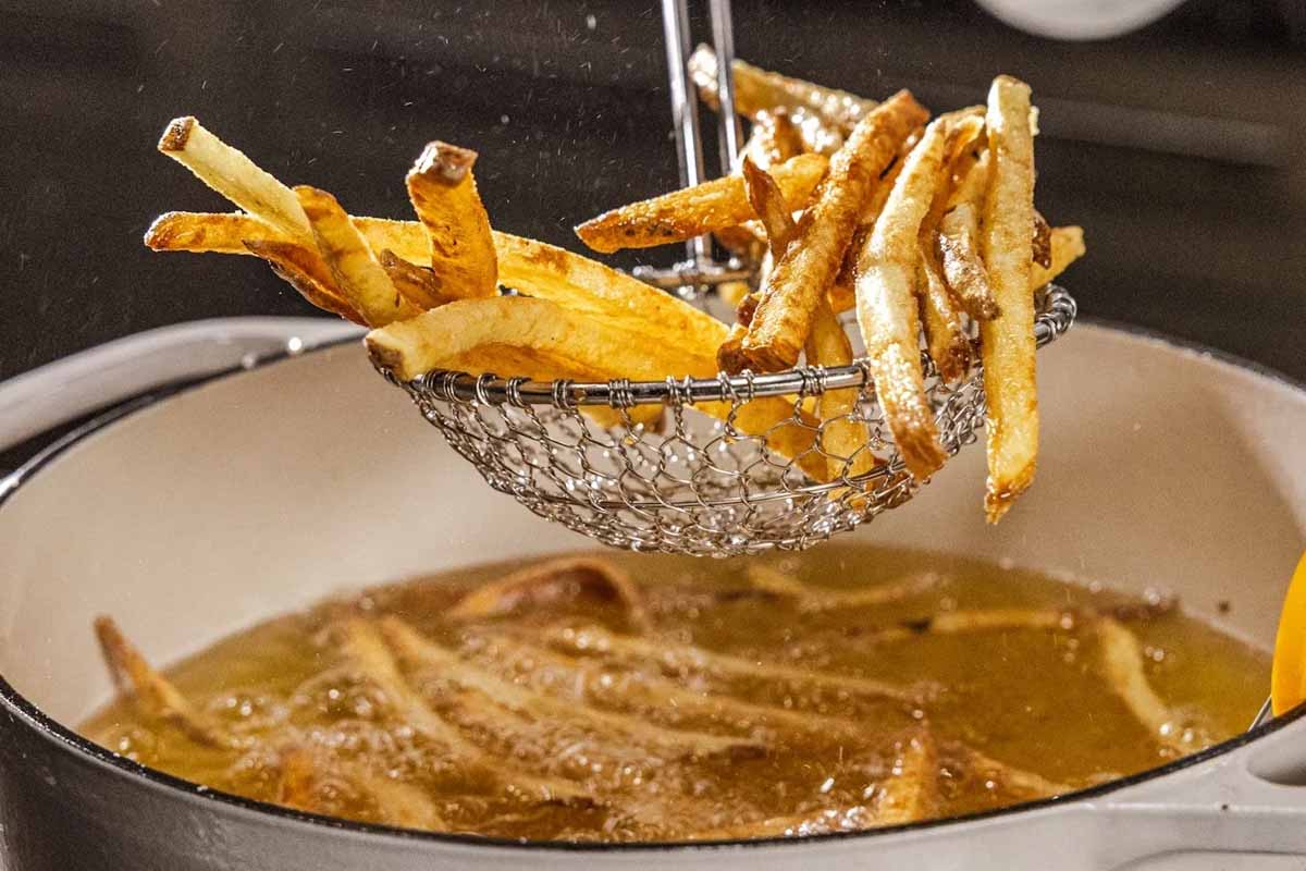 French Fries Dangerous: எச்சரிக்கும் புற்றுநோய் மருத்துவர் | French Fries Worse Than Cigarette Doctor Explains French Fries Dangerous: எச்சரிக்கும் புற்றுநோய் மருத்துவர் | French Fries Worse Than Cigarette Doctor Explains