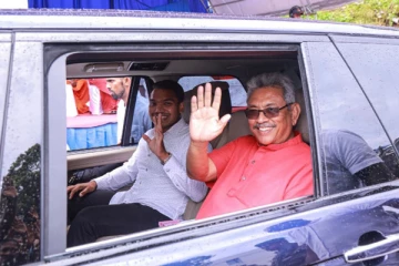 என்னதான் ஆட்டங்கள் போட்டாலும் 'மொட்டு' அரசை கவிழ்க்க முடியாது: எதிர்க்கட்சியினருக்கு நாமல் சவால்