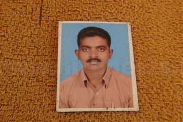 භුමිතෙල් පොලිමේ සිදුවු තවත් මරණයක් ... පැය පහක් රැඳී සිටි අයෙක් නිවසේ දී මිය යයි...