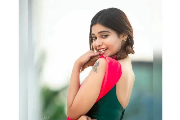 கவர்ச்சியான பிகினி உடையில் வீடியோ வெளியிட்ட ‘குத் விக் கோமாளி’ பிரபலம் - வாயடைத்த ரசிகர்கள்