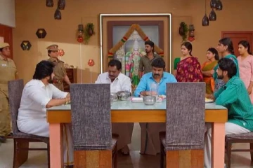 ஜனனியை தொடர்ந்து பார்கவிக்கு குணசேகரன் வைத்த செக், வீட்டிற்கு வந்த போலீஸ்..எதிர்நீச்சல் தொடர்கிறது பரபரப்பு புரொமோ