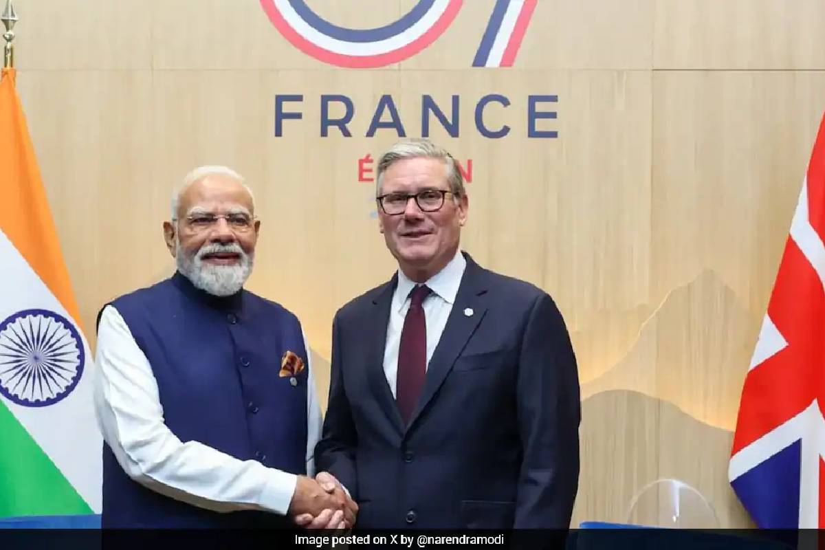 ராஜினாமா செய்யும் பிரித்தானிய பிரதமர்... இந்திய ஊடகங்கள் கூறுவதென்ன? | Indian Media S About Starmer Pm Resignation ராஜினாமா செய்யும் பிரித்தானிய பிரதமர்... இந்திய ஊடகங்கள் கூறுவதென்ன? | Indian Media S About Starmer Pm Resignation