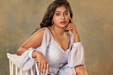 ஹீரோயின்களுக்கே டஃப் கொடுக்கும் கிளாமர் லுக்!! விஜே பார்வதியின் புகைப்படங்கள்..