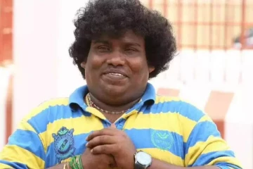 மீண்டும் பாலிவுட் நட்சத்திரத்துடன் நடிக்கும் யோகி பாபு.. யாருடன் தெரியுமா