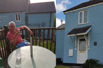 கவுன்சில் வரியால் வீடுகளை விற்கும் கட்டாயத்தில் இருக்கிறோம்: வேல்ஸ் உரிமையாளர்கள்