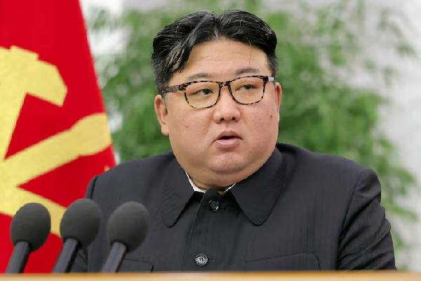 வட கொரிய ஜனாதிபதி கிம் யோங் நாம் மரணம்: இரங்கல் தெரிவித்த கிம் ஜோங் உன் | North Korea Head Of State Died வட கொரிய ஜனாதிபதி கிம் யோங் நாம் மரணம்: இரங்கல் தெரிவித்த கிம் ஜோங் உன் | North Korea Head Of State Died