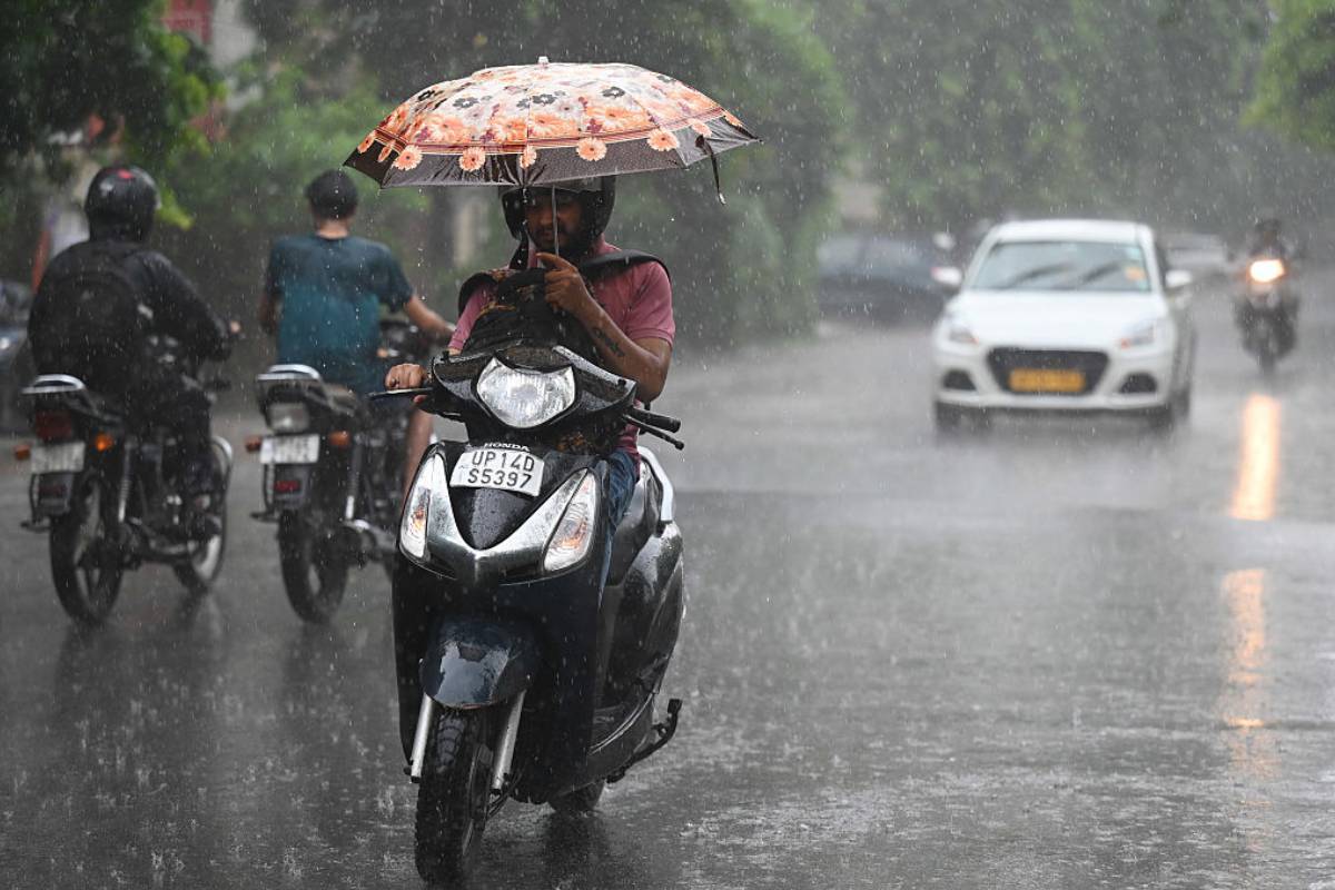 நாளை பல மாவட்டங்களில் மழை பெய்யக்கூடும்: வானிலை மையம் எச்சரிக்கை | Rain Likely In Several Districts Tomorrow நாளை பல மாவட்டங்களில் மழை பெய்யக்கூடும்: வானிலை மையம் எச்சரிக்கை | Rain Likely In Several Districts Tomorrow