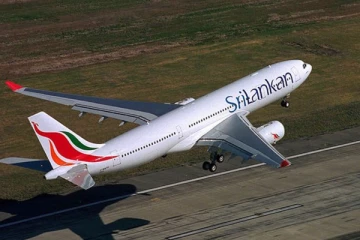 இலங்கையை விட்டு வெளியேறும் இலட்சக்கணக்கான புத்திஜீவிகள் - காரணம் என்ன?