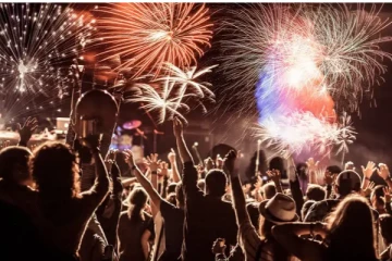 தாண்டவமாடும் கொரோனா: புத்தாண்டை இப்படிதான் கொண்டாடனும் - அமைச்சர் எச்சரிக்கை!