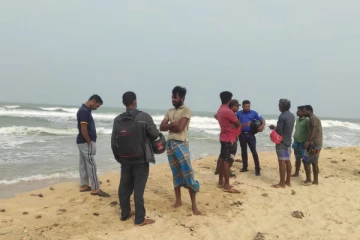 ஏரல் எடுக்க சென்ற இளைஞன் கடலில் மாயம் - முல்லைத்தீவில் பரபரப்பு