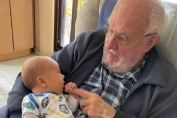 அவுஸ்திரேலியாவில் 'தங்கக் கை மனிதர்' காலமானார்