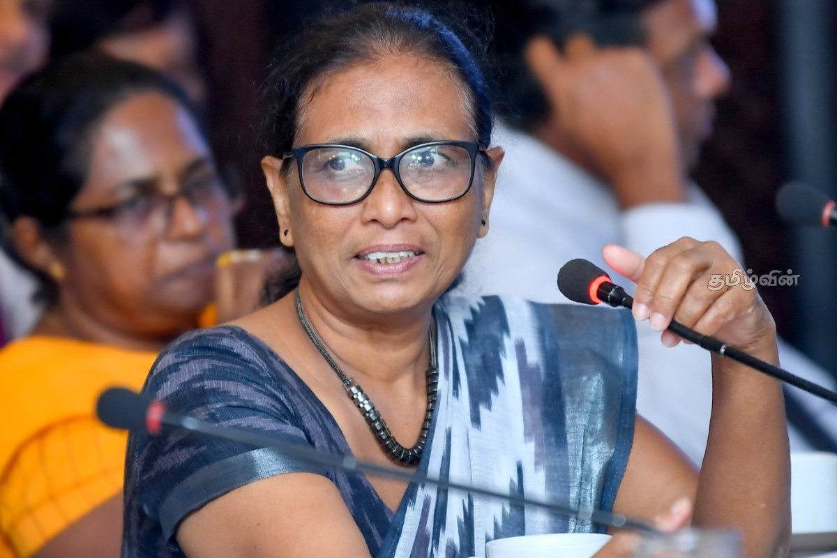 தொடர் சீரற்ற காலநிலை: சவாலை எதிர்கொள்வது தொடர்பில் உயர் மட்ட கலந்துரையாடல் | Discussion At The Presidential Secretariat