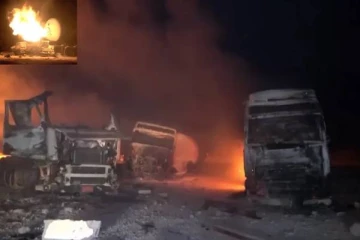 ஹவுதிக்களை குறிவைத்து அமெரிக்கா வான்வழித் தாக்குதல்! 38 பேர் பலி..102 பேர் காயம்