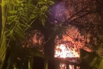 கொழும்பில் ரணில் விக்ரமசிங்கவின் இல்லத்திற்கு தீ வைப்பு