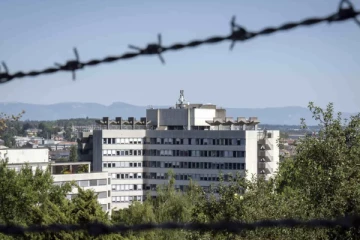 மனைவியை 165 முறை கத்தியால் குத்திய புலம்பெயர்ந்தோர்: சுவிட்சர்லாந்திலிருந்து நாடுகடத்த முடிவு