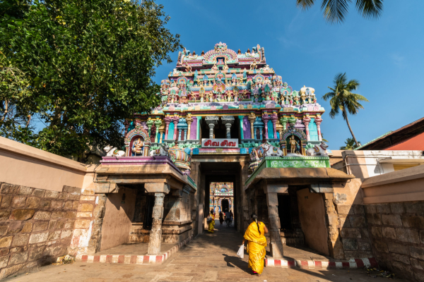 அனைத்து தோஷங்களையும் நீக்கும் திருவானைக்காவல் ஜம்புகேஸ்வரர் ஆலயம் | Thiruvanaikaval Jambukeswarar Temple