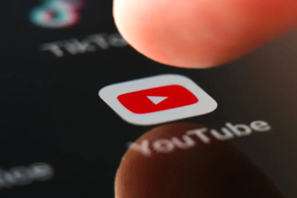 ஆயிரக்கணக்கான சேனல்களை நீக்கிய யூடியூப் | Google Removes 11 000 Youtube Channels