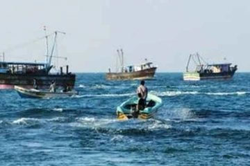 சுழிபுரம் மேற்கு மீனவர்களின் வலைகள் இந்திய இழுவை படகுகளால் நாசம்
